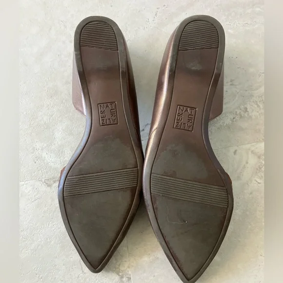 Naturalizer Bronze Pointed Toe Flats - Picture 2 of 4